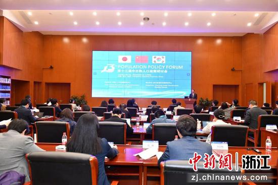 qTmc-hewyezc9796766 qTmc-hewyezc9796766